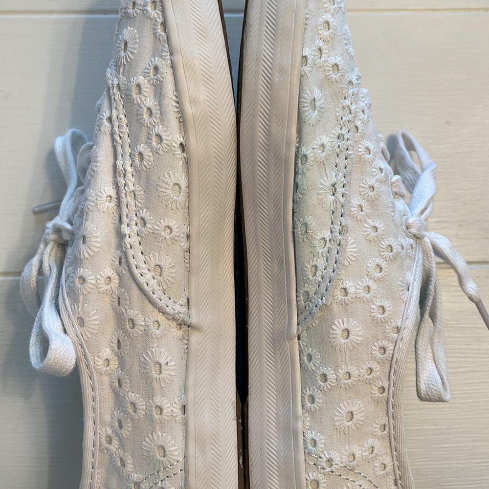 Keds Tennis Shoes - Picture 8 of 9